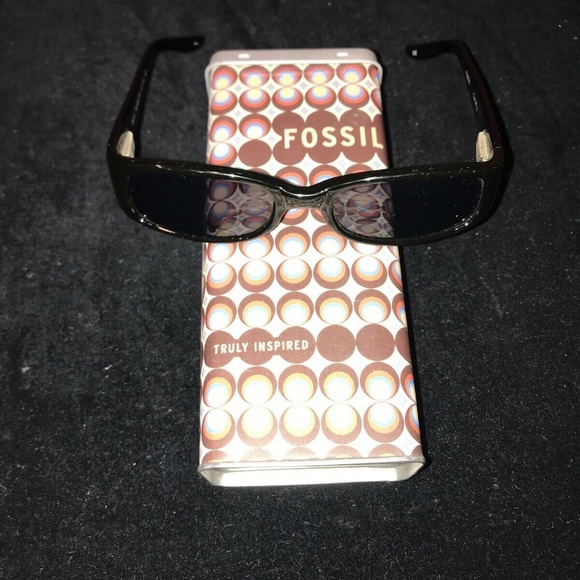 Fossil Pico Cat No. 3 Sunglasses - Picture 1 of 8